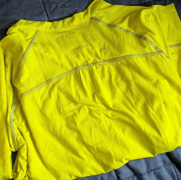Cabela’s Yellow Neon Long Sleeve - Picture 3 of 3